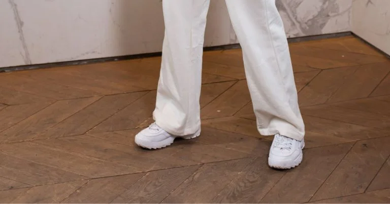 How to Wear Veja Sneakers