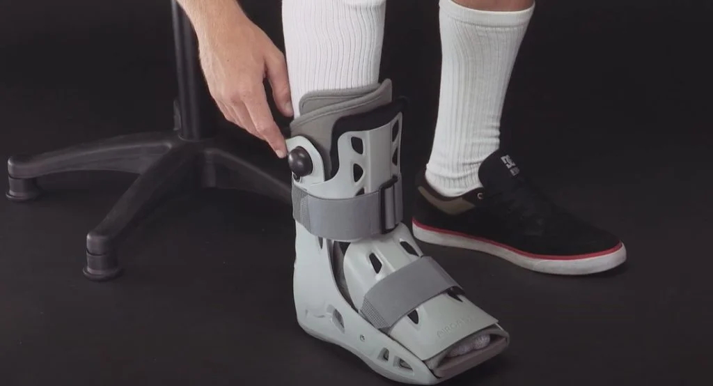 What Kind of Socks to Wear with Walking Boot