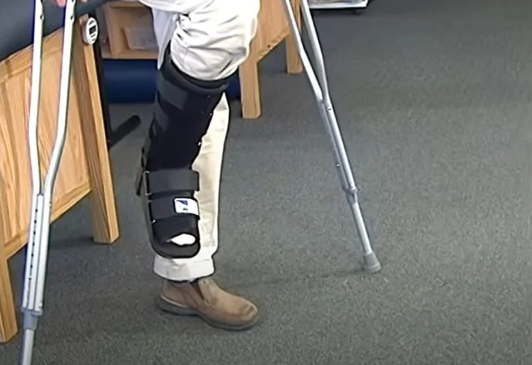 How to Remove Odor From Walking Boot