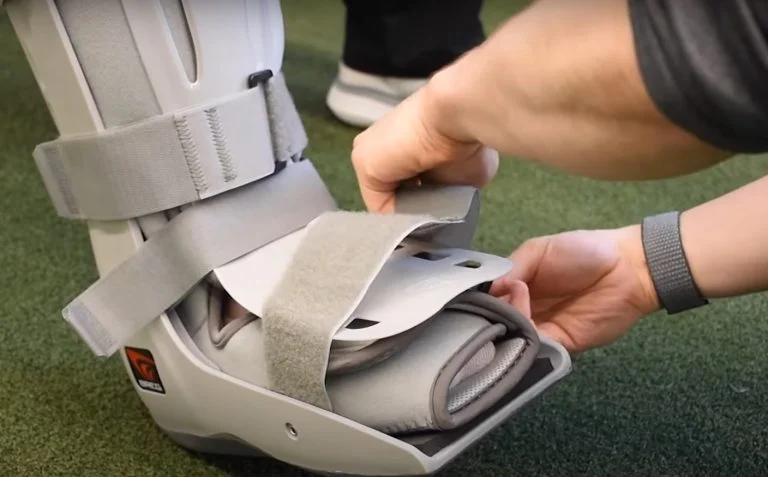 Tips for Resolve Discomfort for Walking Boot Skin Irritation